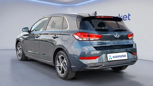 HYUNDAI i30 i30 1.0 T-GDI Smart DCT
