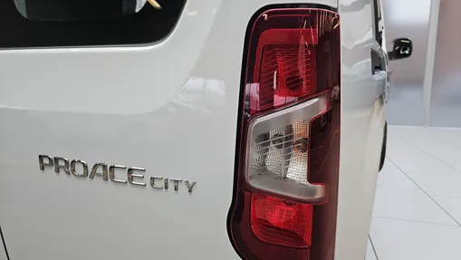 TOYOTA Proace City Proace City 1.5 D-4D Long 2,3t Active (bryg.)