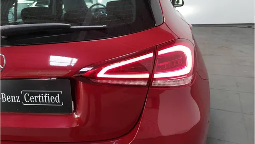 MERCEDES-BENZ A Klasa A 180 Progressive 7G-DCT