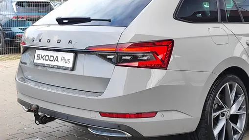 SKODA Superb Superb 2.0 TDI SCR Sportline DSG