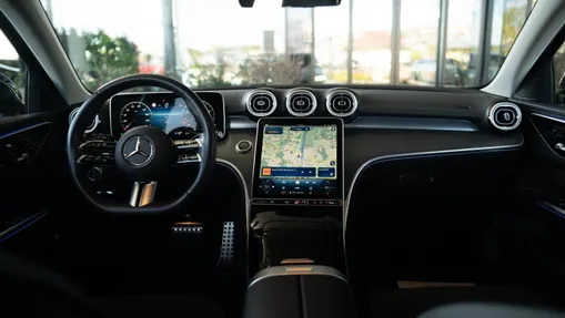MERCEDES-BENZ C Klasa C 200 mHEV 4-Matic AMG