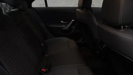 MERCEDES-BENZ CLA CLA 180 mHEV Progressive 7G-DCT