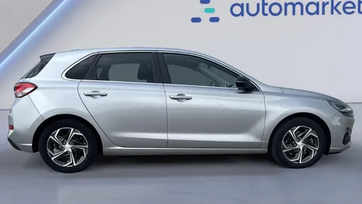HYUNDAI i30 i30 1.0 T-GDI Smart