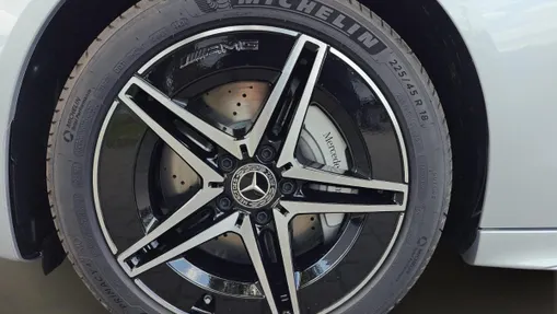 MERCEDES-BENZ C Klasa C 300 de PHEV 4-Matic AMG Nowy
