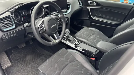 KIA XCeed XCeed 1.6 T-GDI Tribute DCT