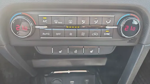 KIA Cee'd Ceed 1.5 T-GDI Tribute DCT