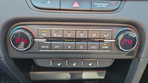 KIA Cee'd Ceed 1.5 T-GDI Tribute DCT