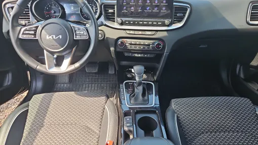 KIA Cee'd Ceed 1.5 T-GDI Tribute DCT