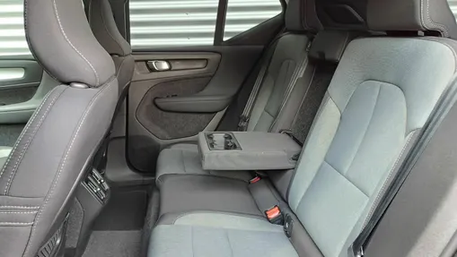 VOLVO XC40 XC40 B3 Plus Dark aut