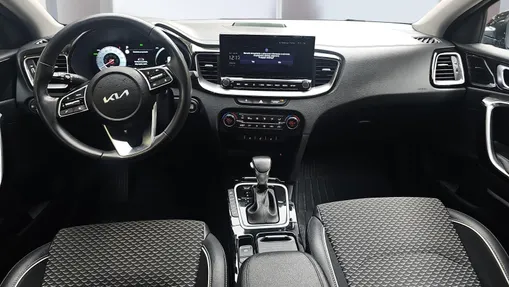 KIA Cee'd Ceed 1.6 GDI PHEV Business Line DCT