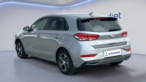 HYUNDAI i30 i30 1.0 T-GDI Smart