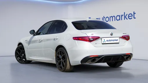 ALFA ROMEO Giulia Giulia 2.0 Turbo Veloce Q4 aut