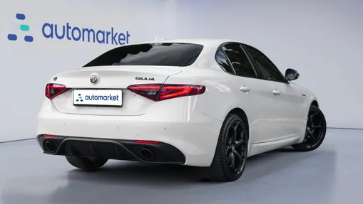 ALFA ROMEO Giulia Giulia 2.0 Turbo Veloce Q4 aut