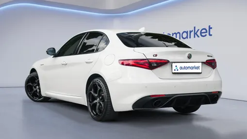 ALFA ROMEO Giulia Giulia 2.0 Turbo Veloce Q4 aut