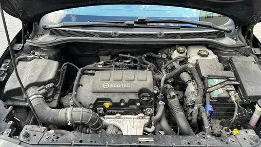 OPEL Astra -
