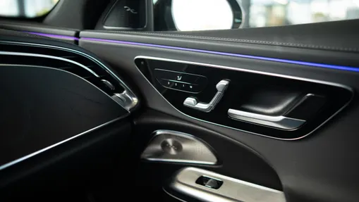 MERCEDES-BENZ E Klasa E 220 d mHEV 4-Matic AMG 9G-Tronic