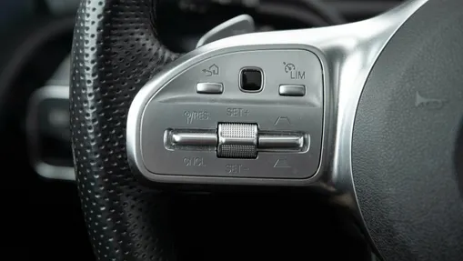 MERCEDES-BENZ CLA CLA 200 AMG Line 7G-DCT