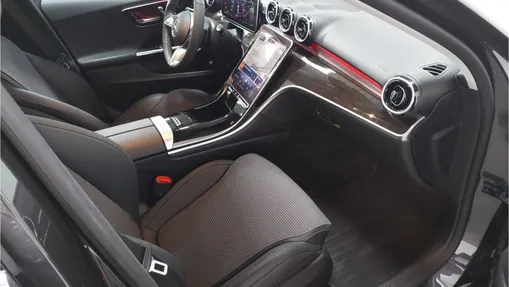 MERCEDES-BENZ C Klasa C 220 d mHEV Avantgarde
