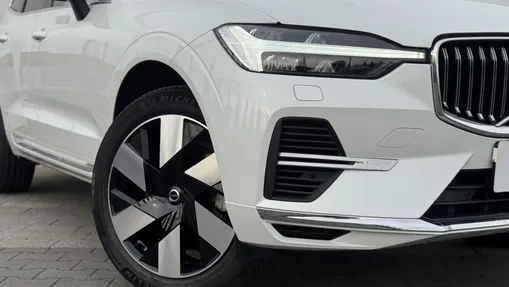 VOLVO XC60 XC60 T6 Plug-In Hybrid AWD Core aut