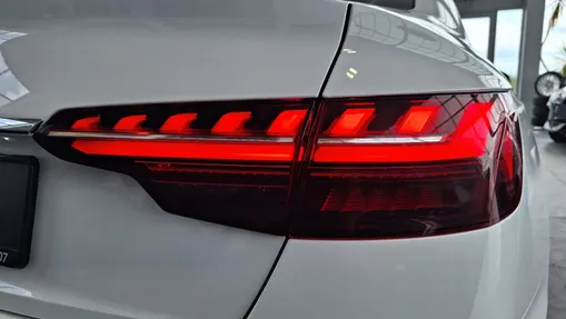 AUDI A4 A4 35 TFSI mHEV S tronic