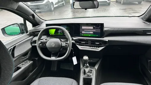 RENAULT Clio Clio 1.8 E-TECH Full Hybrid 160 Evolution Nowy