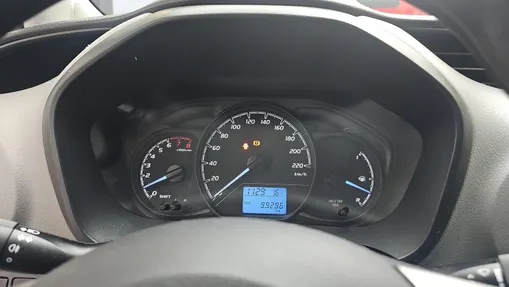 TOYOTA Yaris Yaris 1.0 Active
