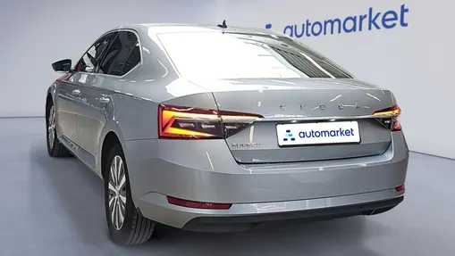 SKODA Superb Superb 2.0 TDI SCR Style