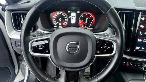 VOLVO XC60 XC60 D4 R-Design aut