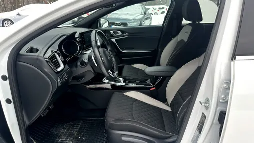 KIA ProCeed ProCeed 1.4 T-GDI GT Line DCT