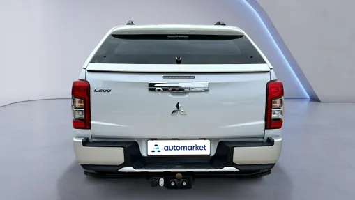 MITSUBISHI L 200 L200 2.2 d DC Instyle Plus aut