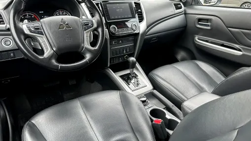 MITSUBISHI L 200 L200 2.2 d DC Instyle Plus aut