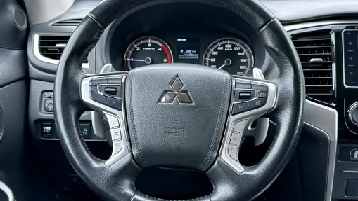 MITSUBISHI L 200 L200 2.2 d DC Instyle Plus aut