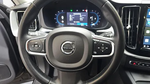 VOLVO XC60 XC60 B4 B Essential aut