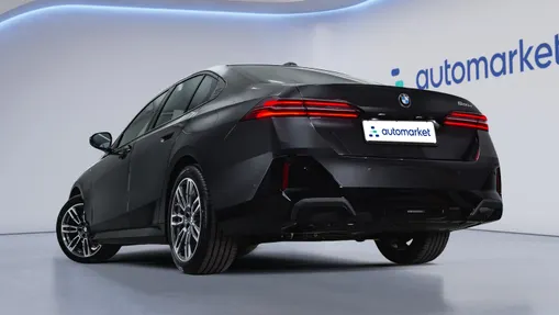 BMW Seria 5 520d mHEV M Sport aut Nowy