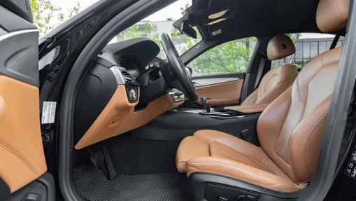 BMW Seria 5 520d xDrive aut