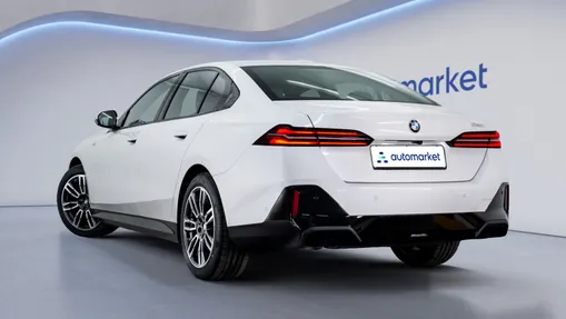 BMW Seria 5 520i mHEV M Sport aut Nowy
