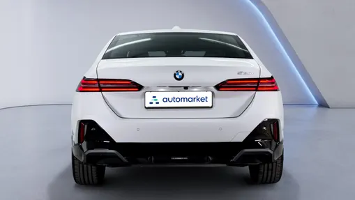 BMW Seria 5 520i mHEV M Sport aut Nowy
