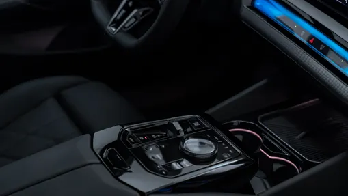 BMW Seria 5 520i mHEV M Sport aut Nowy