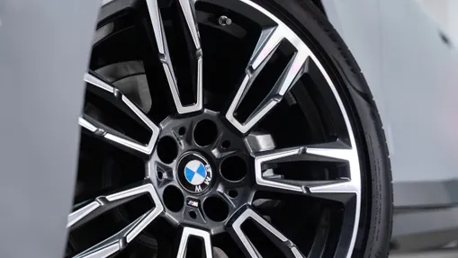 BMW Seria 5 520i mHEV M Sport aut Nowy