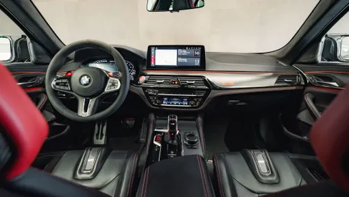 BMW Seria 5 M5 CS