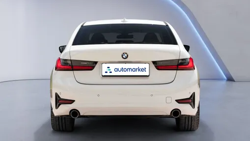 BMW Seria 3 318i Advantage aut
