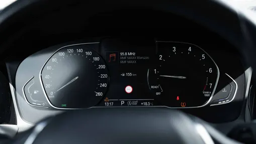 BMW Seria 3 318i Advantage aut