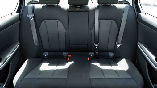 BMW Seria 3 318i Advantage aut