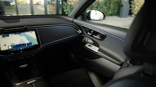 MERCEDES-BENZ E Klasa E 220 d mHEV 4-Matic AMG 9G-Tronic