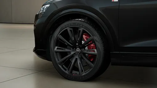 AUDI Q8 / E-Tron Q8 TFSI e PHEV 360 kW Quattro Tiptronic Nowy
