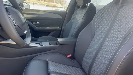 PEUGEOT 308 308 1.2 mHEV Allure S&S e-DCS6 Nowy