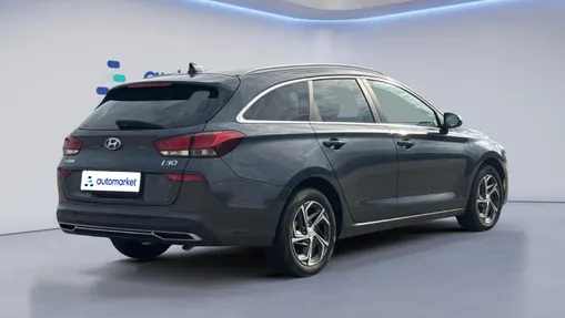 HYUNDAI i30 i30 1.0 T-GDI Smart DCT
