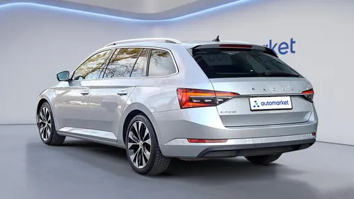 SKODA Superb Superb 2.0 TDI SCR Style DSG
