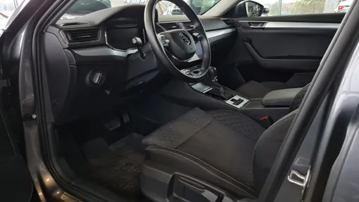 SKODA Superb Superb 2.0 TDI SCR Ambition DSG