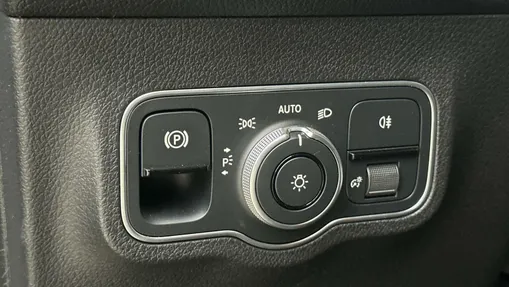MERCEDES-BENZ GLB GLB 200 mHEV Progressive 7G-DCT